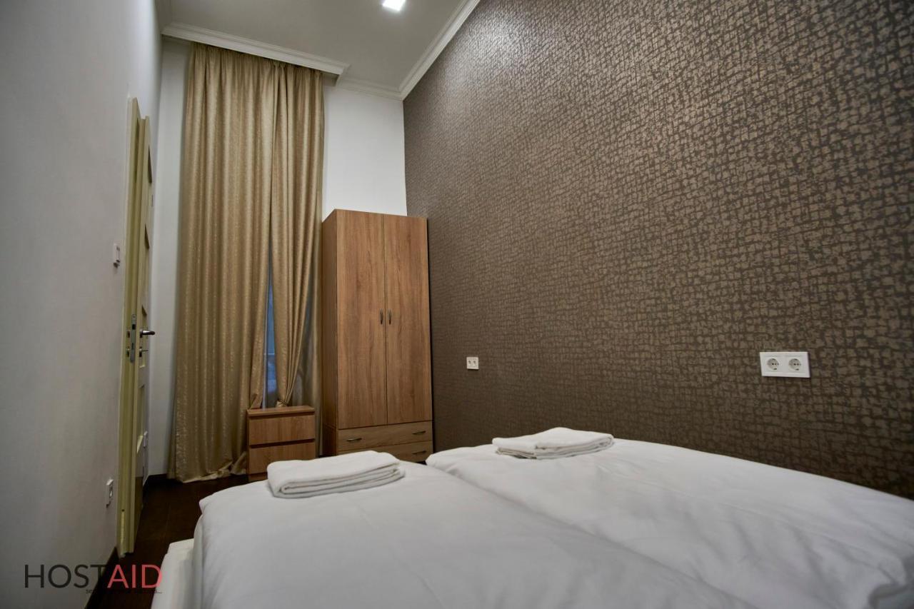 G7 Budapest - Hostaid Exterior foto